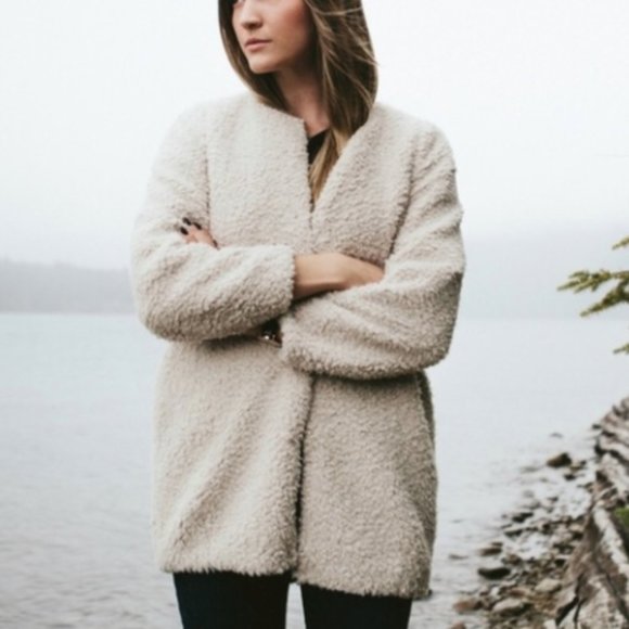 Aritzia Wilfred Laboratoire Coat Teddy Jacket M